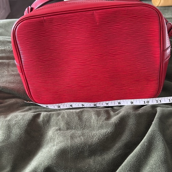 Vintage Louis Vuitton Red Epi Noé ❣️❣️❣️Bag ❣️AR0916❣️❣️EUC - Picture 3 of 15